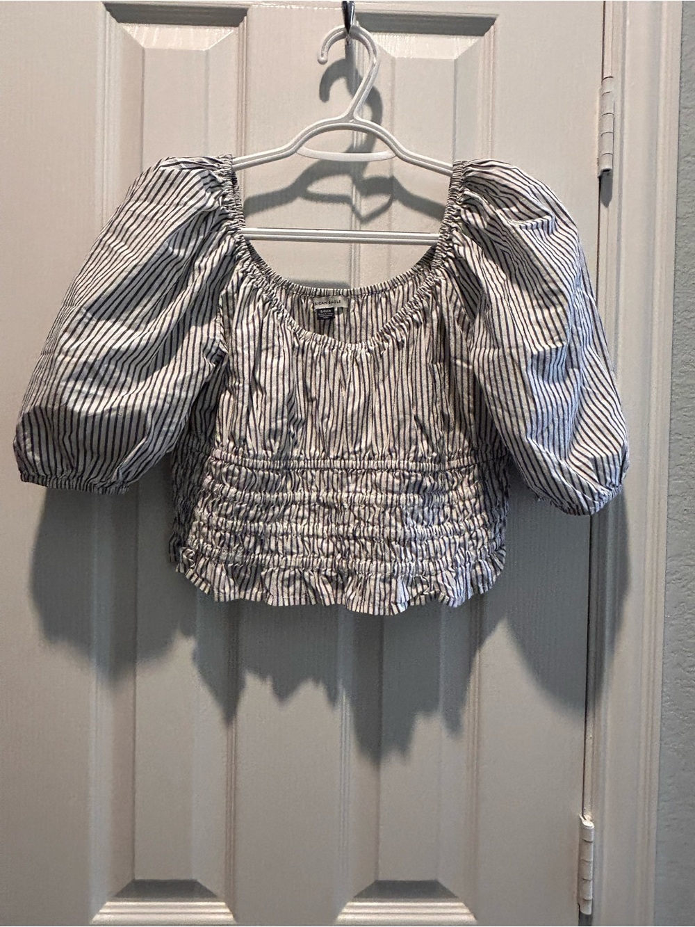 American Eagle Black and White Stripe Smocked Puff Sleeve Crop Top
